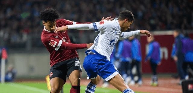 在前三节表 在前三节表