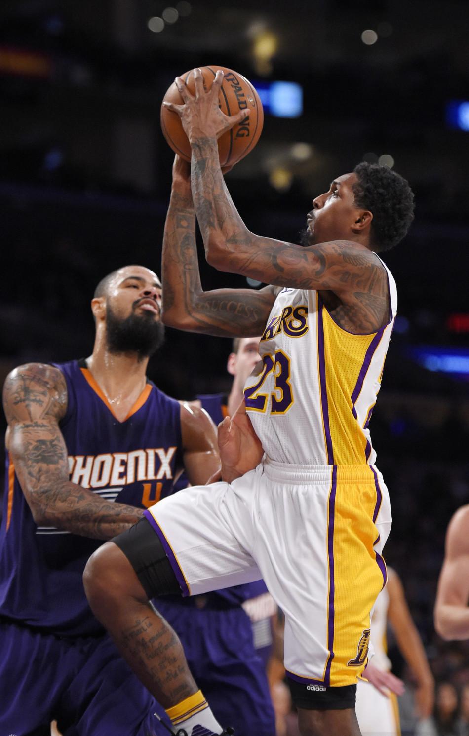 日本队在高 日本队在高